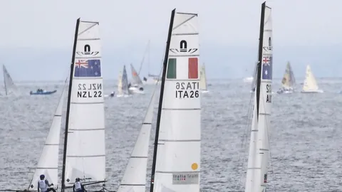 内维尔坦诚：曼联不应以加纳乔取代恩昆库，剖析切尔西此举动机